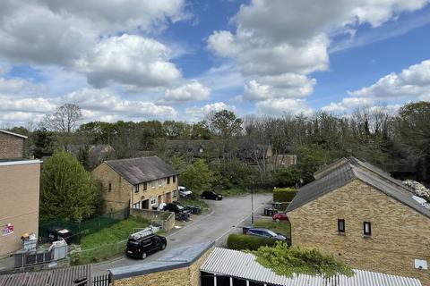 219 Regina Road, London, SE25 4TR