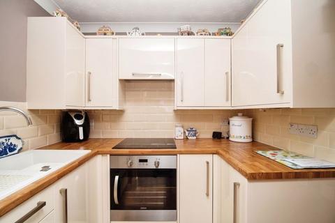 1 bedroom flat for sale, London Road, Dorchester DT1