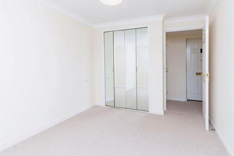 1 bedroom flat for sale, Crown Street, Stone ST15