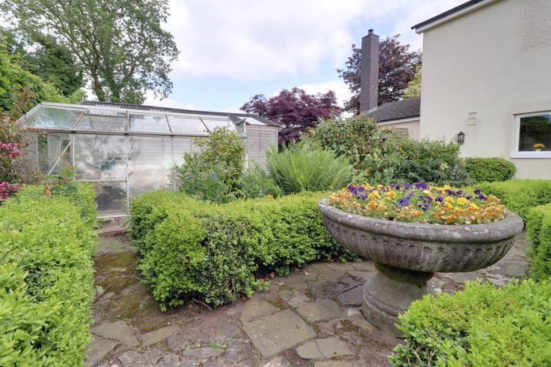 Greenhouse/Rear...
