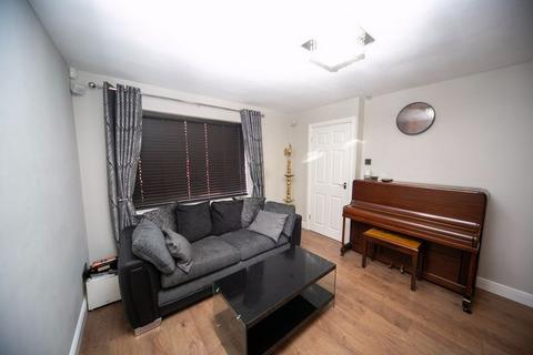 3 bedroom semi-detached house for sale, Bradgreen Road, Manchester M30