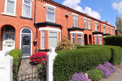 3 bedroom terraced house for sale, Park Road, Manchester M28