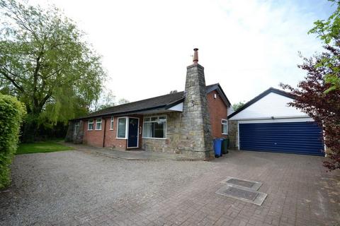 4 bedroom detached house to rent, Ridley Lane, Ormskirk L40