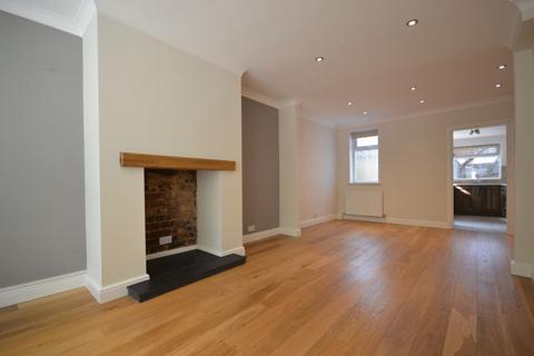 2 bedroom terraced house to rent, Balshaw Avenue, Chorley PR7