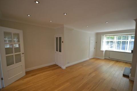 2 bedroom terraced house to rent, Balshaw Avenue, Chorley PR7