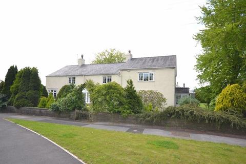 5 bedroom detached house for sale, 174 Longmeanygate, Leyland PR26