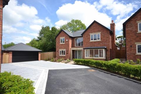 4 bedroom detached house for sale, New Street, Ormskirk, L40