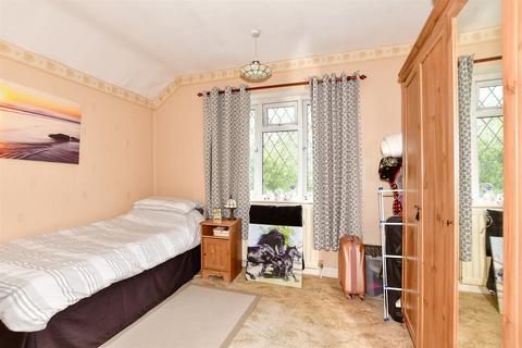 3 bedroom semi-detached house for sale, Russell Drive, Whitstable, Kent