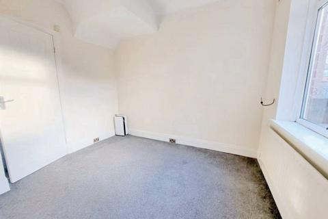 2 bedroom flat to rent, Stamfordham Road, Newcastle upon Tyne NE5