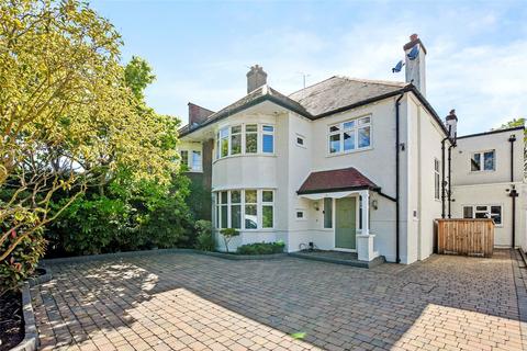 6 bedroom semi-detached house for sale, Sidmouth Road, London, NW2