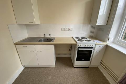 1 bedroom flat to rent, East Street, Warminster, Wiltshire