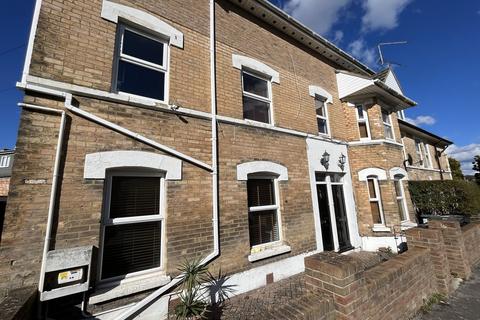 2 bedroom flat to rent, Norwich Road, Bournemouth,