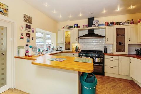 28 Longton Road, Blackpool, FY1 4HW