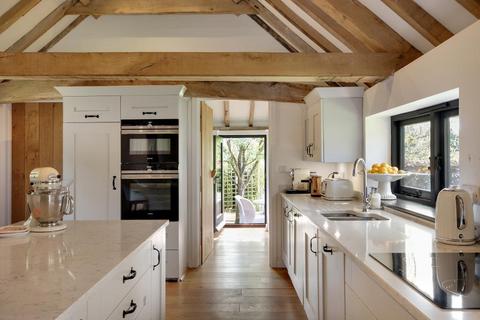 4 bedroom barn conversion for sale, Smallbridge Road, Horsmonden, Kent, TN12 8EP