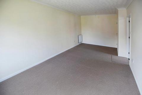 13 Hagbech Hall Close, Emneth, Wisbech, PE14 8EB