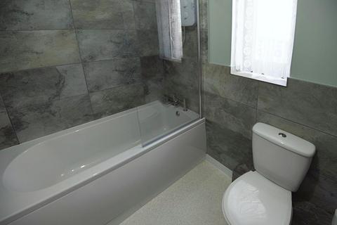 13 Hagbech Hall Close, Emneth, Wisbech, PE14 8EB