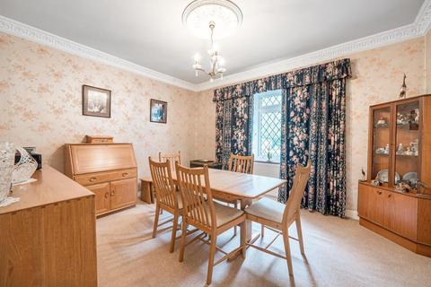 250 Farleigh Road, Warlingham, CR6 9EE