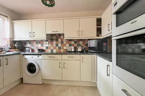80 Hartscroft, Croydon, CR0 9LD