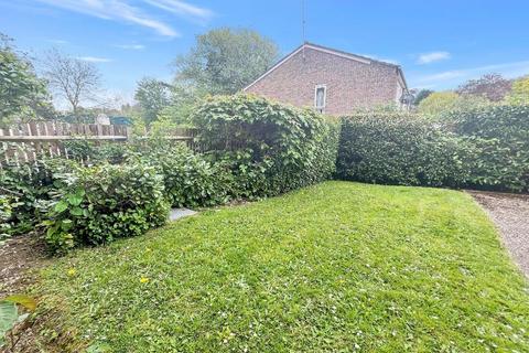 80 Hartscroft, Croydon, CR0 9LD