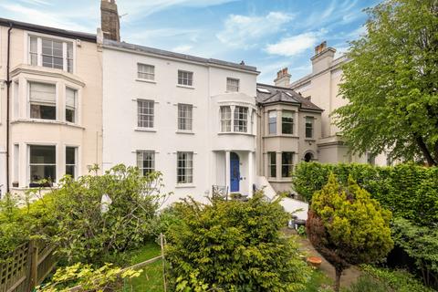 18 bedroom townhouse for sale, Clapham Common North Side, London, SW4