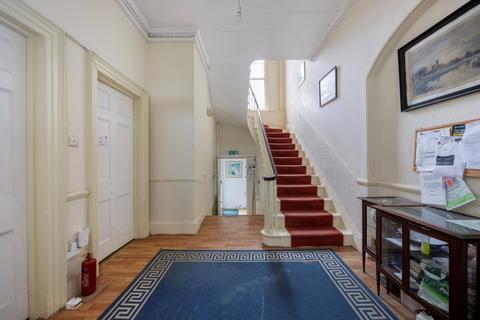 18 bedroom townhouse for sale, Clapham Common North Side, London, SW4