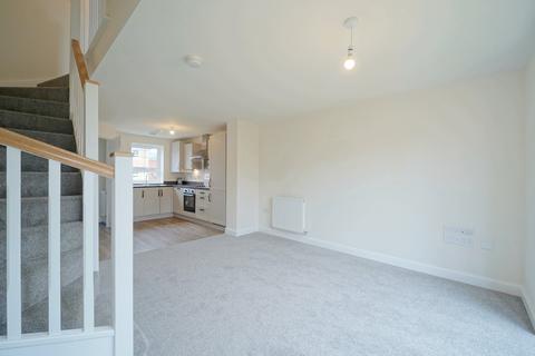 2 bedroom end of terrace house to rent, Campbell Drive, Upper Lighthorne, Leamington Spa, CV33