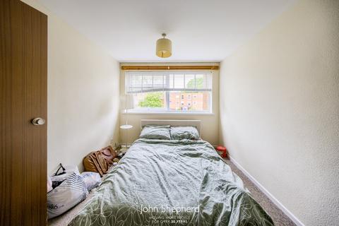 1 bedroom flat for sale, Chad Valley Close, Rose Road, Harborne, Birmingham, B17