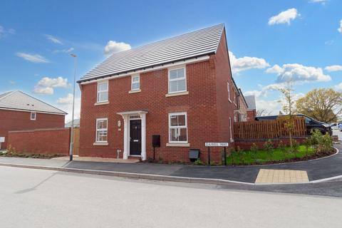 3 bedroom detached house to rent, Dawes Way, Hednesford, Cannock, Staffordshire, WS12