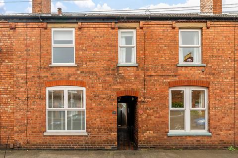 3 bedroom terraced house for sale, 17 Mill Road, Lincoln