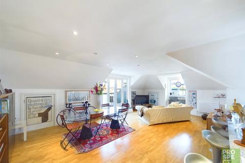2 bedroom apartment for sale, Crown Lane, Maidenhead, Berkshire, SL6 1QR, SL6