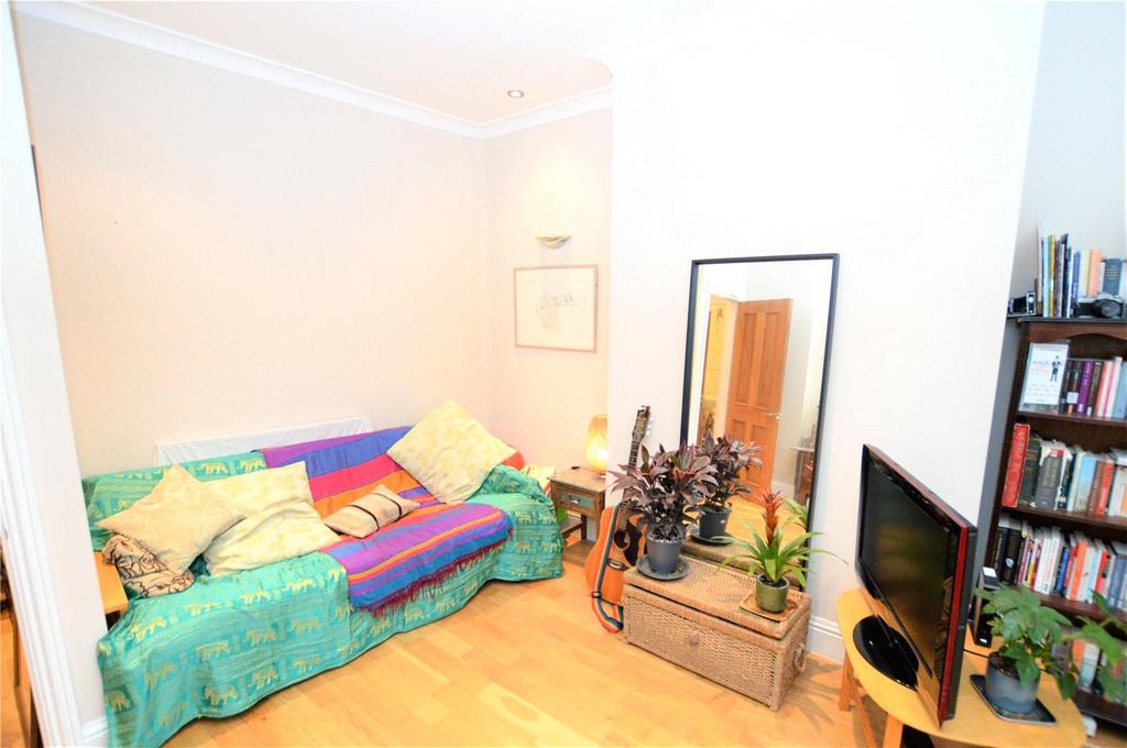 Apartment in London - View 4
