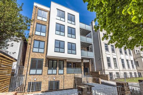 1 bedroom apartment to rent, Lennard Road, Croydon, CR0