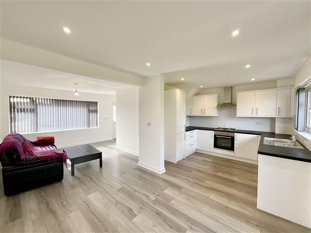 Open plan living/kitchen/dining space
