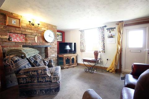 2 bedroom end of terrace house for sale, High Road, Cotton End, Bedford, Bedfordshire, MK45