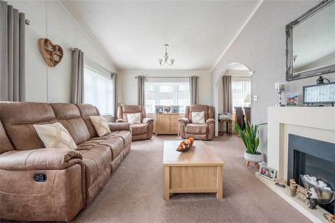 2 bedroom bungalow for sale, Whipsnade Park Homes, Bedfordshire LU6
