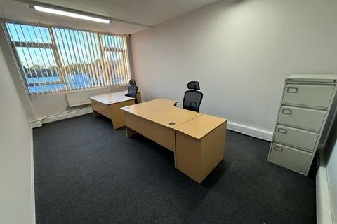 Property to rent, Bates Business Centre, Church Road