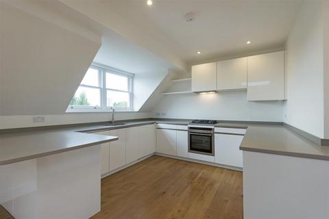 3 bedroom apartment for sale, Greencroft Gardens, South Hampstead NW6