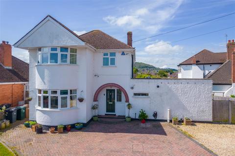 4 bedroom detached house for sale, Lower Howsell Road, Malvern