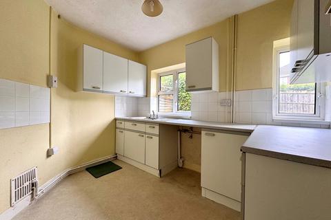 2 bedroom semi-detached bungalow for sale, Marlborough Gardens, Faringdon, SN7