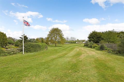 4 bedroom detached house for sale, Standish Lane, Moreton Valence, Gloucester