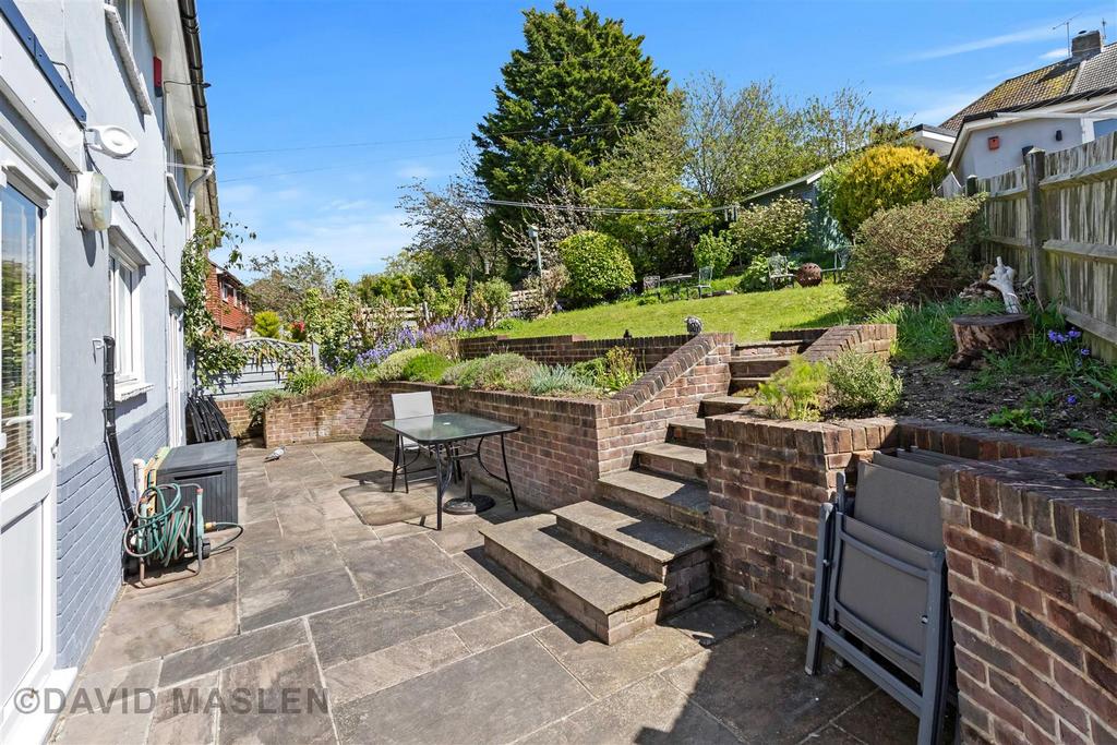 Rear Garden (2).jpg
