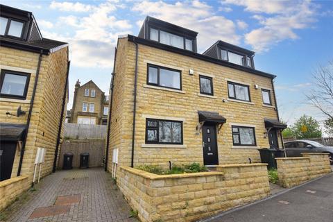 4 bedroom semi-detached house for sale, Hall Road, Bradford, West Yorkshire