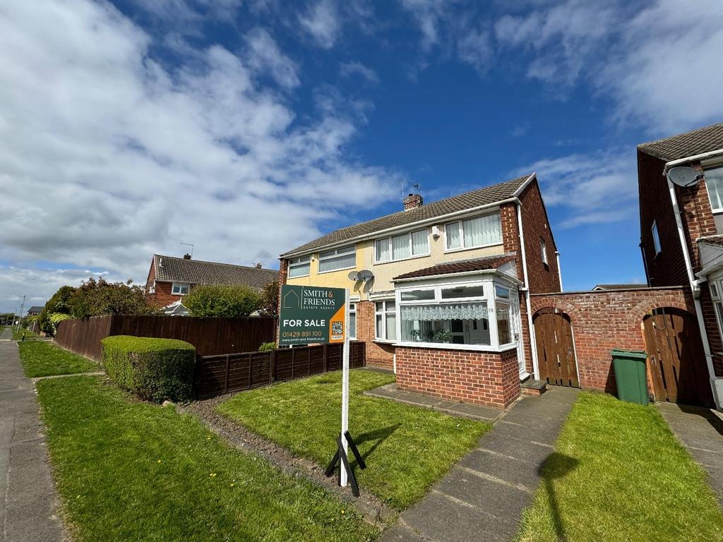 Brompton Walk, Seaton Carew, Hartlepool 3 bed semidetached house for