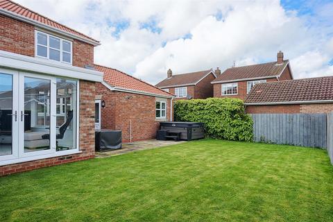 8 Auction Close, Burstwick, Hull, HU12 9DB