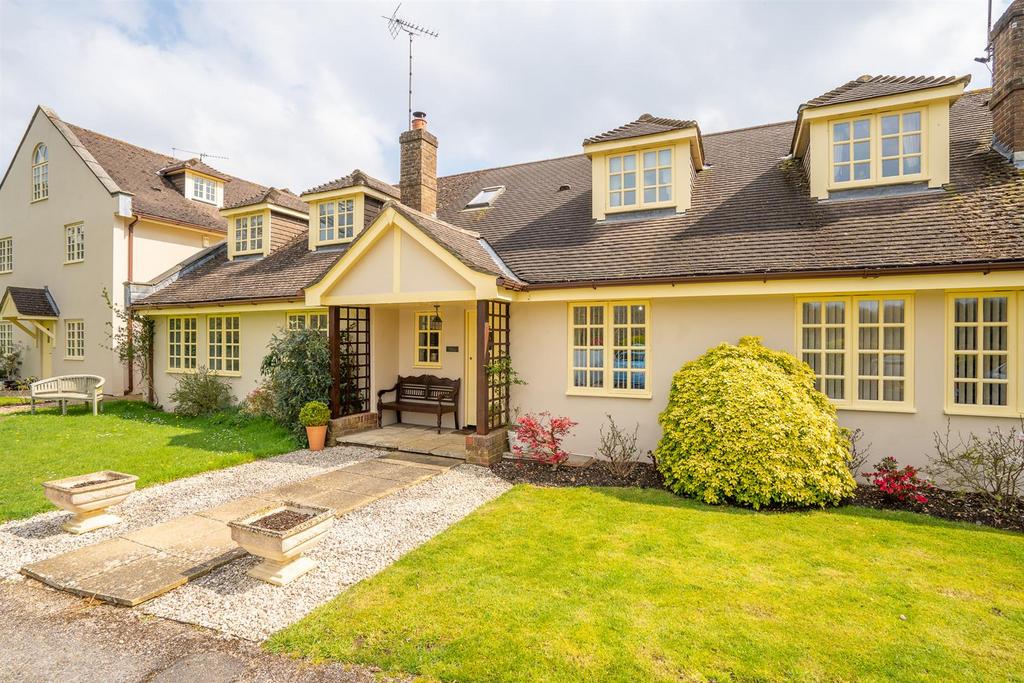 Hurn Court Lane, Hurn, Christchurch 3 bed terraced house for sale £