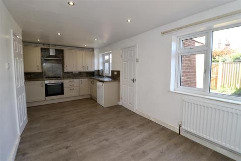 12 Beacon View, Holme On Spalding Moor, York, YO43 4EF