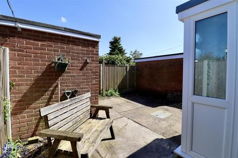 12 Beacon View, Holme On Spalding Moor, York, YO43 4EF