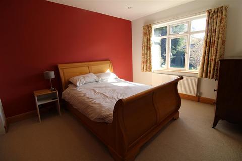 21 Greenmount Road, Darlington, DL3 8EP