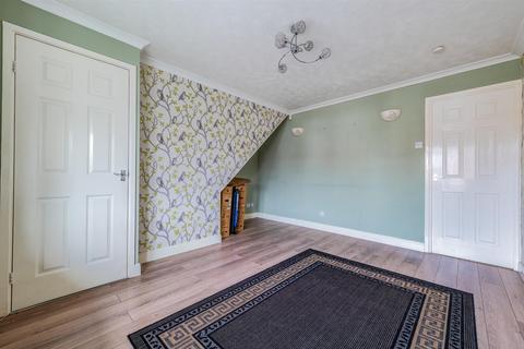2 bedroom semi-detached house for sale, Cambridge Drive, Nuneaton