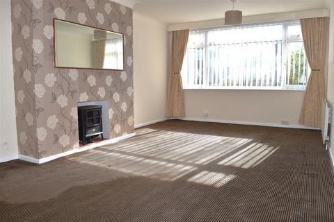3 bedroom semi-detached bungalow for sale, Meadow Park Drive, Stanningley, Pudsey